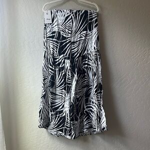 Maaji Monochrome Palm Print Skirt